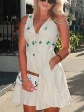 House of Harlow 1960 Twirl Dress Lined White w Turquoise Beading Size 10